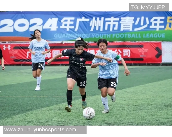 安德玛签约足球明星有哪些知名球员及其合作背景揭秘